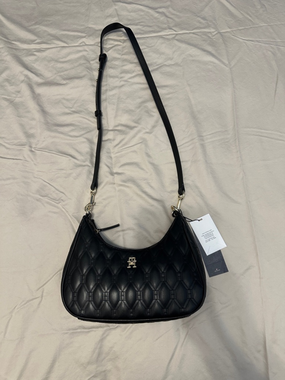 New With Tags Tommy Hilfiger Quilted Black Shoulder Bag Purse